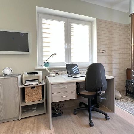 Kotedzas Nuomai - Retro 70, Siauliai Lägenhet Exteriör bild
